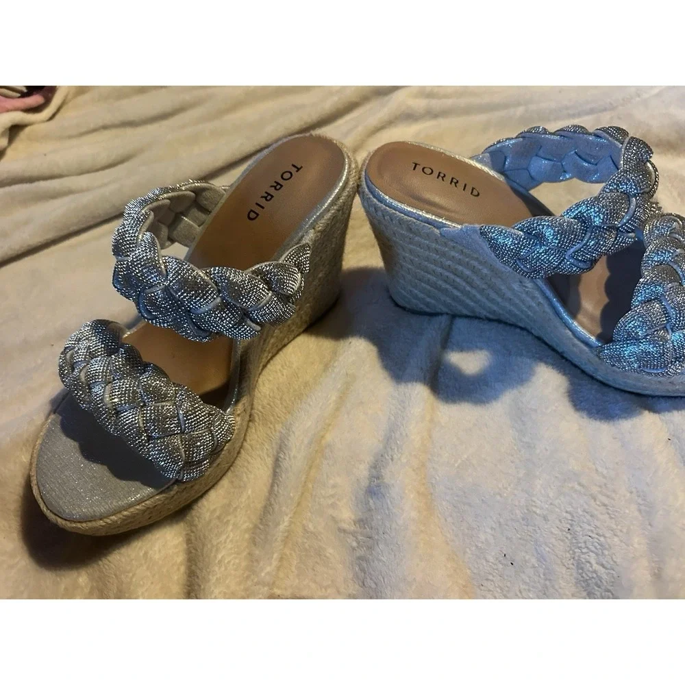 Torrid Silver Braided Wedge Sandals 8WW Platform Heels Slides - Picture 2 of 6